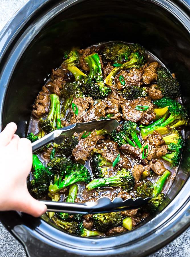 Instant Pot Beef and Broccoli – an easy low carb Chinese takeout favorite perfect for busy weeknights. Best of all, instructions to make this classic Chinese dish in the pressure cooker and slow cooker.