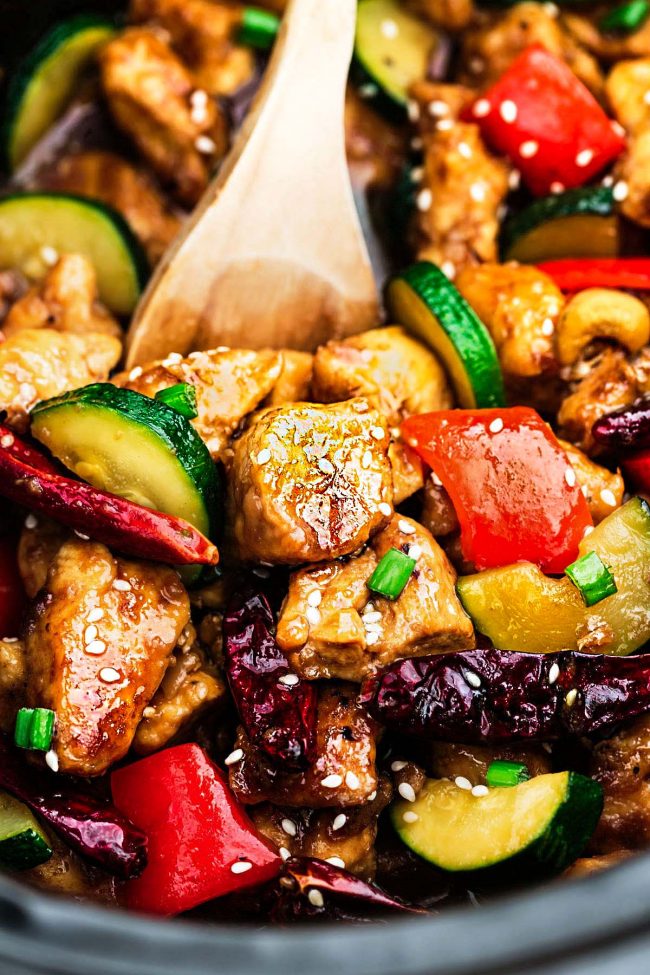 Low Carb Kung Pao Chicken Stir Fry – an easy ONE PAN stir fry for busy weeknights. Best of all, this popular takeout favorite is keto-friendly with the same classic sweet & spicy flavors as your local Chinese restaurant.